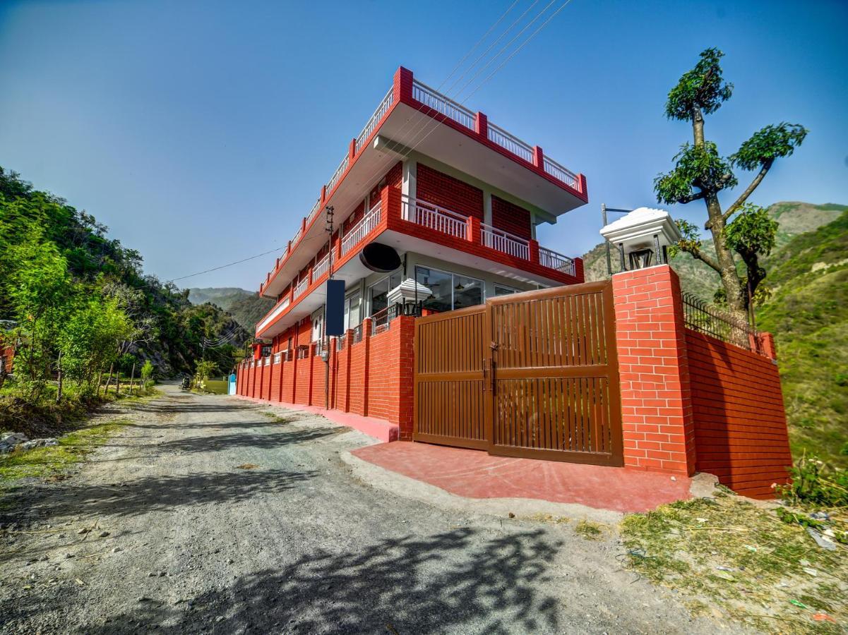 Sahastradhara Riverresort Дехрадун Екстериор снимка